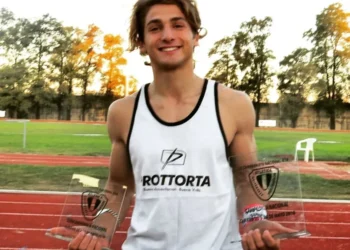 Récord de Bustamante y otras buenas actuaciones argentinas en pista cubierta