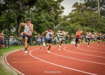 Homenaje de FAM por Malvinas