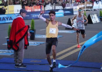 Dylan van der Hock y Mariana Borelli ganaron la Carrera Maya