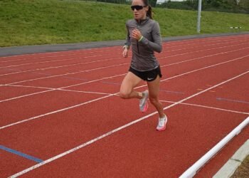 Flor Borelli en Londres, con el sueño de París