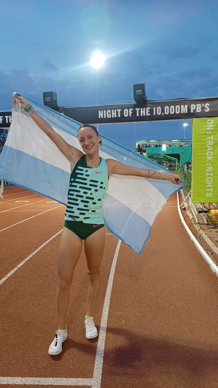 Florencia Borelli, a centésimas de su récord de 10.000