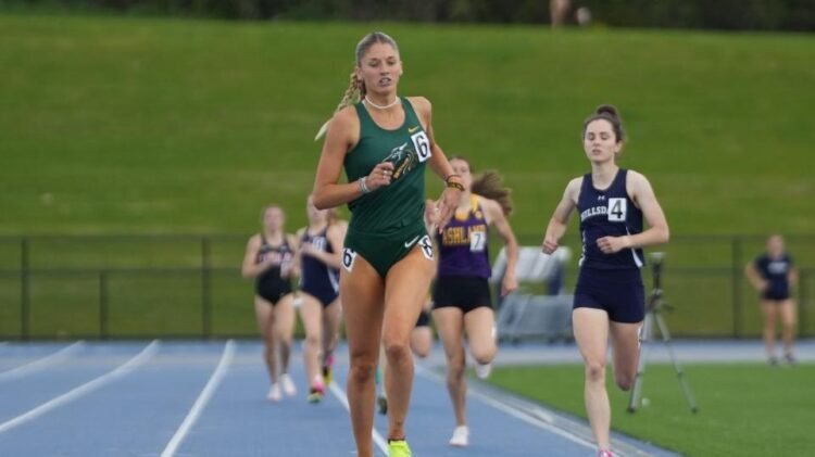 Un título para Inés Macadam en EE.UU.