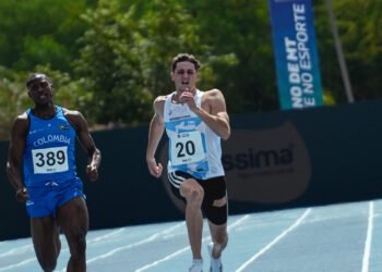 Consagratoria actuación de Juan Ciampitti: subcampeón de 200 con 20.48