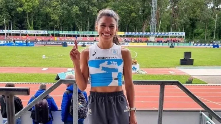 Martina Escudero se acerca al récord de 800: 2:03.60 en Italia