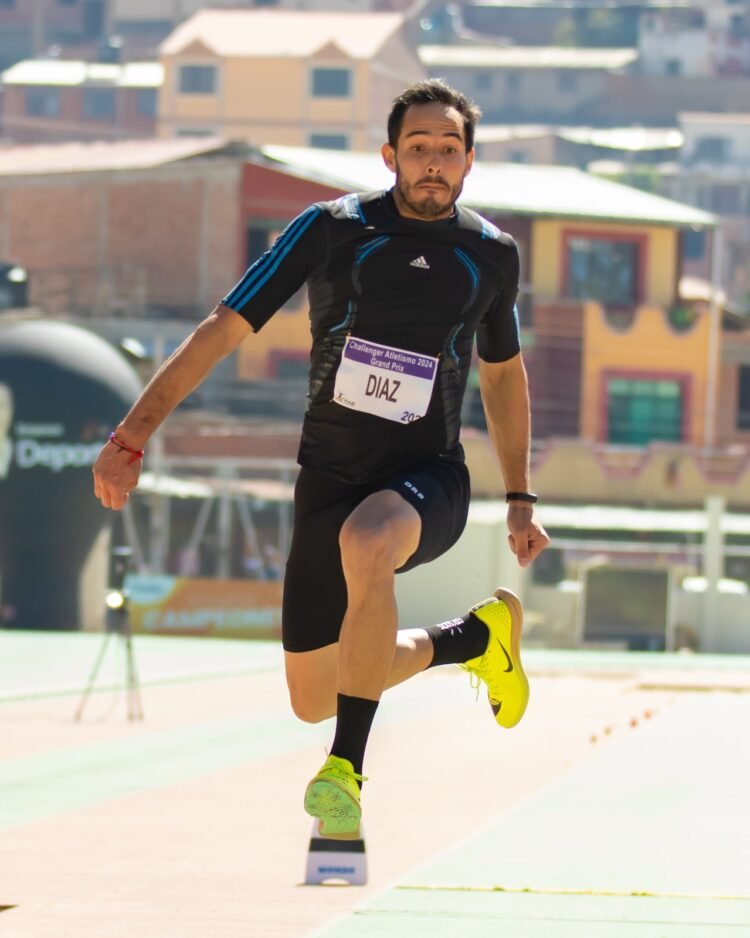 Maxi Díaz triunfó en el GP de Quito