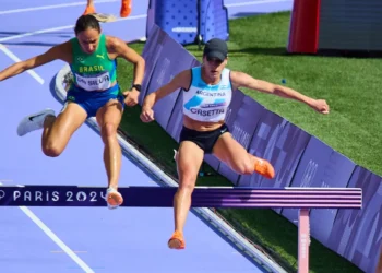 Belén Casetta, 9:34.78 en su serie de 3.000 con obstáculos en París