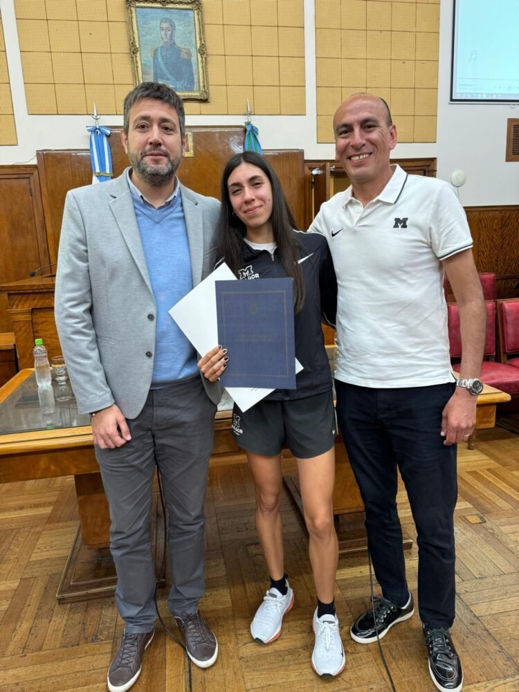 Reconocimiento en Mar del Plata a Micaela Levaggi