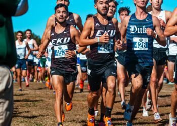 Los hermanos Vega y van der Hock, en la temporada de cross country USA