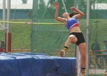 Abril Okon, 8a. en pentathlon en EE.UU.