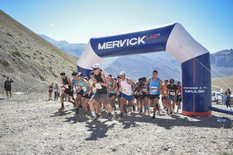 Felipe Collazo y Pía Bressan, vencedores del Nacional de Km. Vertical