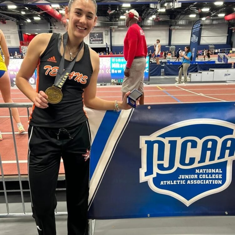 Abril Okon quedó 4a. en el pentathlon de la final universitaria USA