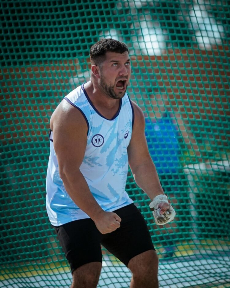 Joaquín Gómez, en un momento excepcional: llevó el récord a 77.10