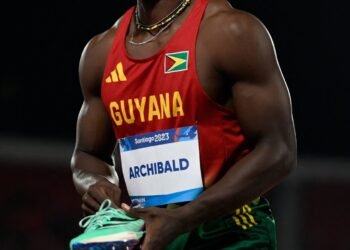 Emanuel Archibald encabeza el equipo de Guyana