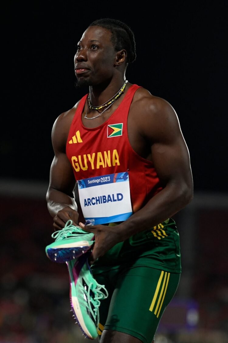 Emanuel Archibald encabeza el equipo de Guyana