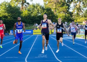 Otra victoria de Larregina en el tour europeo, ahora en Irlanda