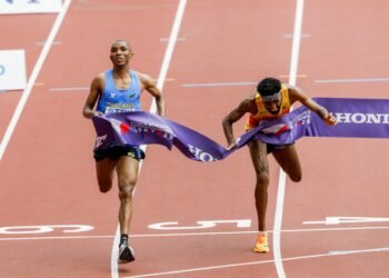 El increíble final al sprint del Maratón masculino en Tokio