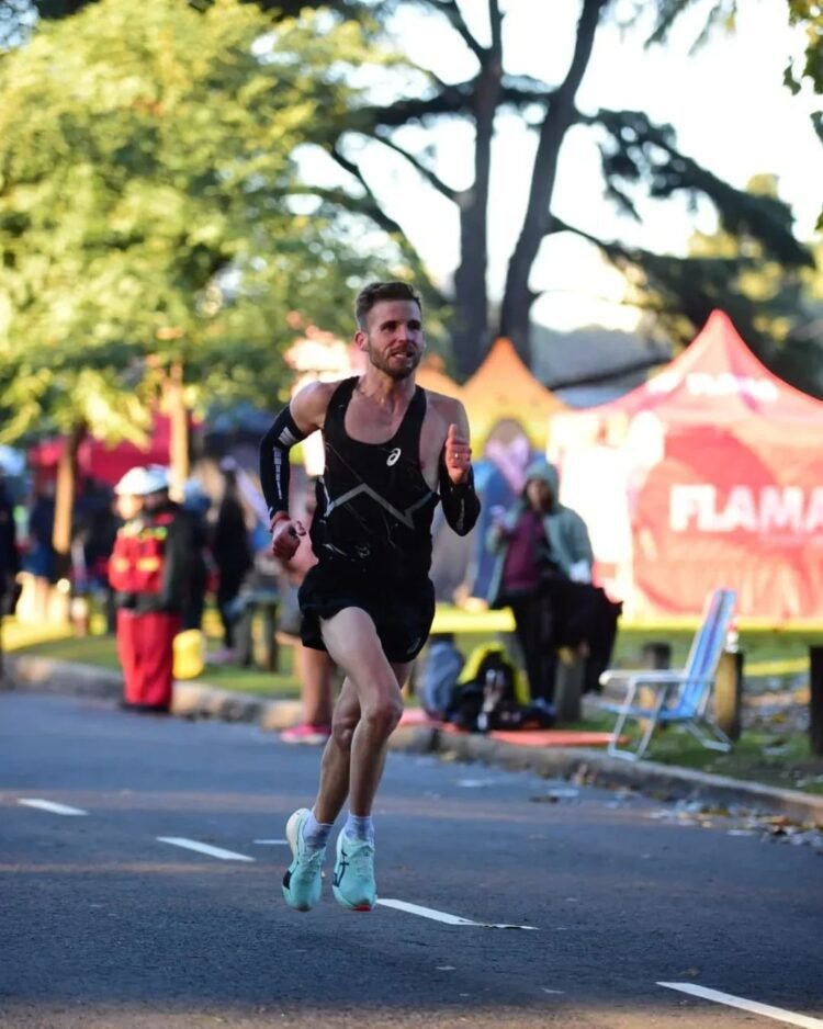 Laureano Rosa y Romina Biagioli vencieron en los 15km