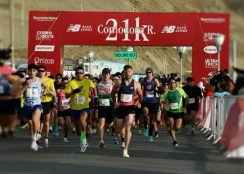Laureano Rosa y Luján Urrutia ganaron el medio maratón en Comodoro