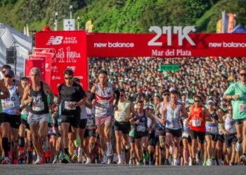 Florencia Borelli y Laureano Rosa ganaron el medio maratón de Mar del Plata