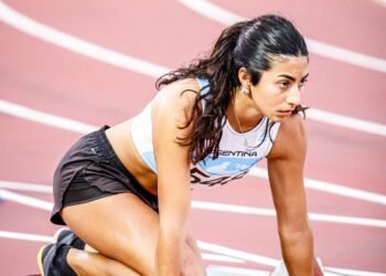 Velocistas y saltadores lucen en el Cenard