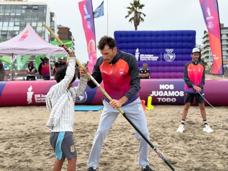 2026 playa olímpica rumbo a Santa Fe 2026: Germán Chiaraviglio llevó el atletismo a Pinamar