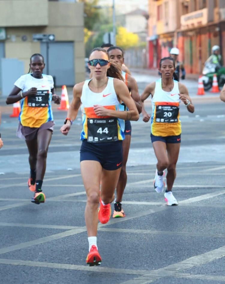 Florencia Borelli llegó 5a. en el maratón de Porto Alegre