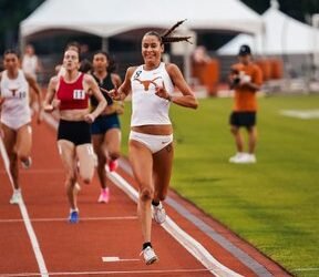 Dos triunfos de Isabel Conde en Texas