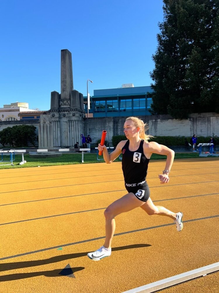 Megan Powell se suma al buen momento de los 400 m femeninos