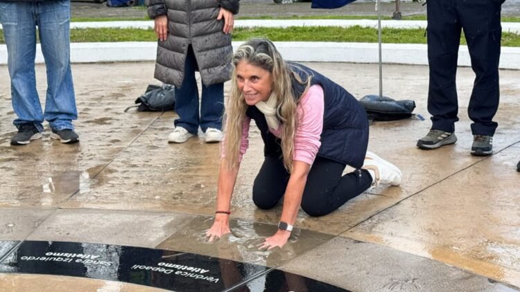 Homenaje en Mar del Plata a Verónica Depaoli