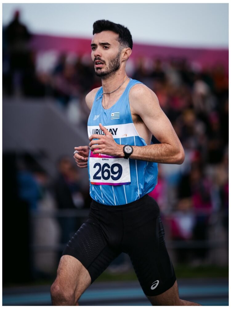 El uruguayo Catrofe ganó los 10.000 y Reynaga logró la medalla de plata