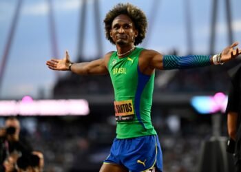 Comienza el atletismo en los Juegos, con visitas de lujo