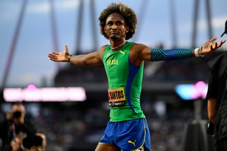 Comienza el atletismo en los Juegos, con visitas de lujo